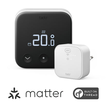 Tado Smart termostat X trådløs startpakke med digitalt display 20.0°C, Matter og Built on Thread logoer.