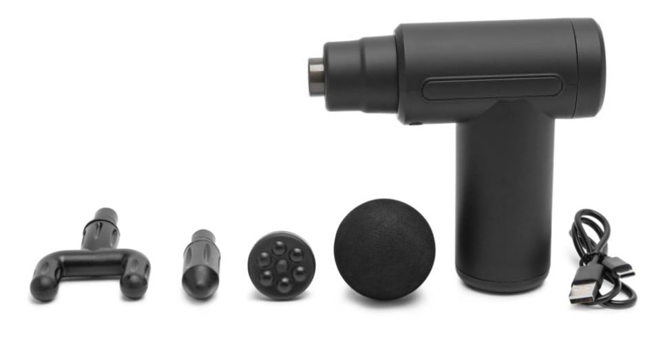 Rubicson minimassagepistol sort med 5 udskiftelige hoveder og USB-kabel.
