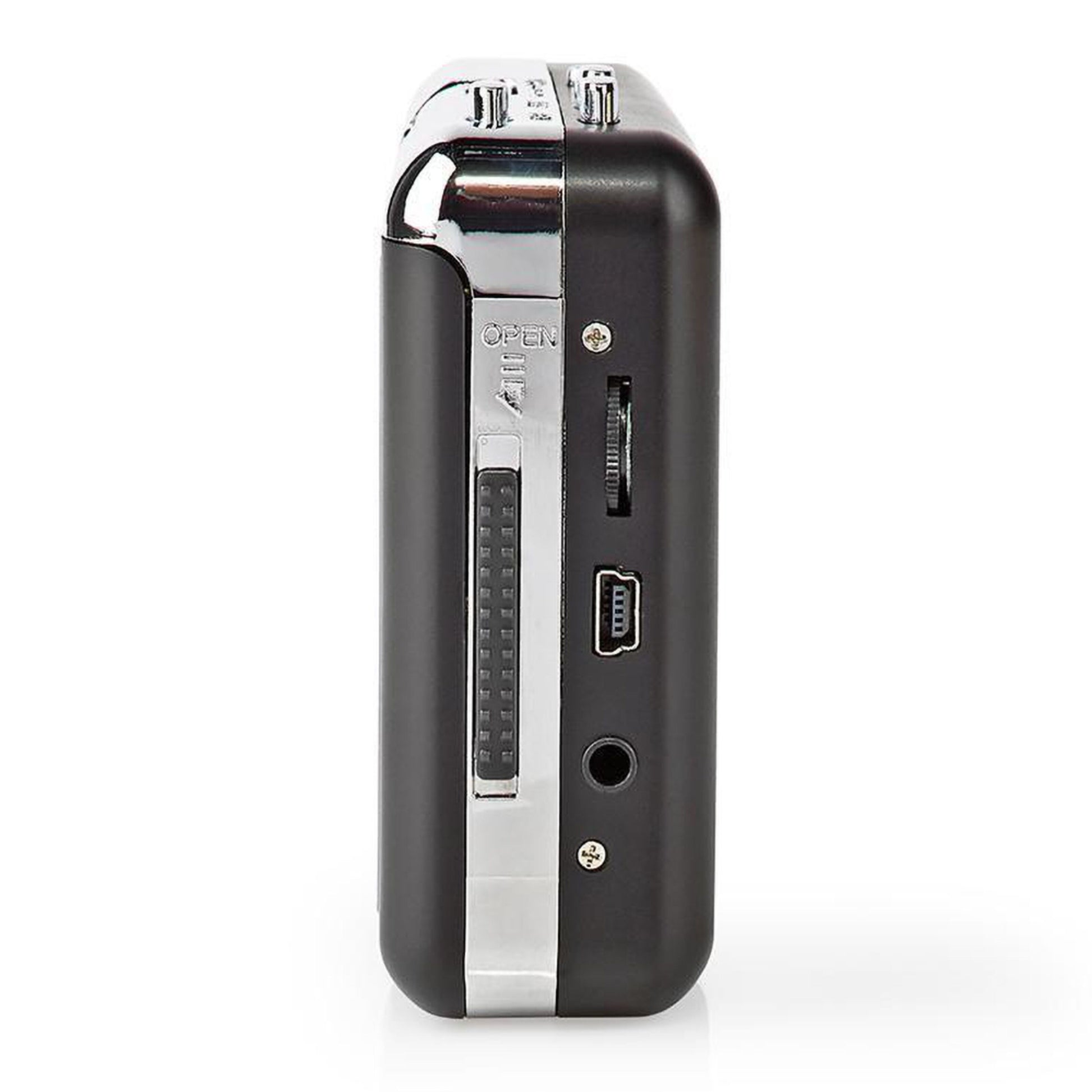 Nedis Kassette-til-MP3-omformer bærbar sort, micro USB-port, SD-kortslot, hovedtelefonstik, OPEN-skydeknap, kromdetalje.