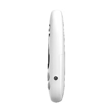 Denver BC-250 babymonitor i hvid, sat fra siden med cirkulær linse, til knapper og port.