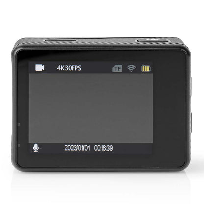 Nedis 4K actionkamera med to skærme, optageindstillinger, batteristatus, microSD og mikrofonikon samt tidsstempel.