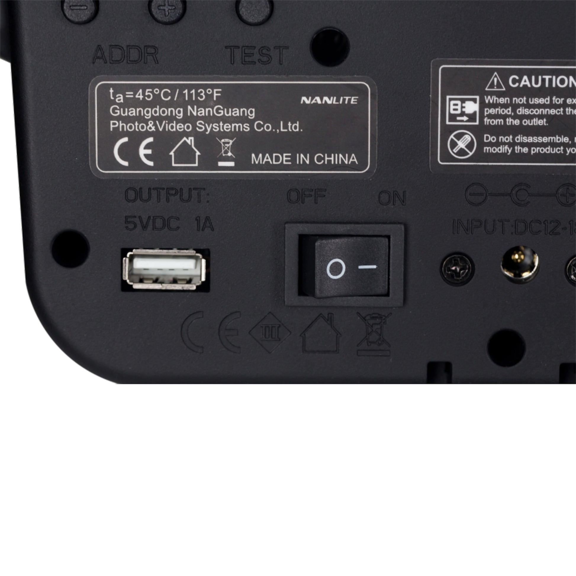Nanlite Halo 16 LED-ringbelysning bagpanel med tænd/sluk-knap, USB 5VDC 1A-port, certifikationslogoer, Made in China.