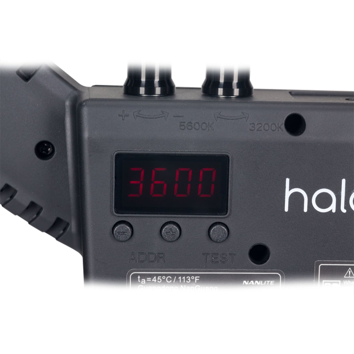 Nanlite Halo 16 LED ringbelysning næroptagelse, display viser 3600 rød, 2 sorte knapper, mærket 5600K/3200K, ADDR/TEST.