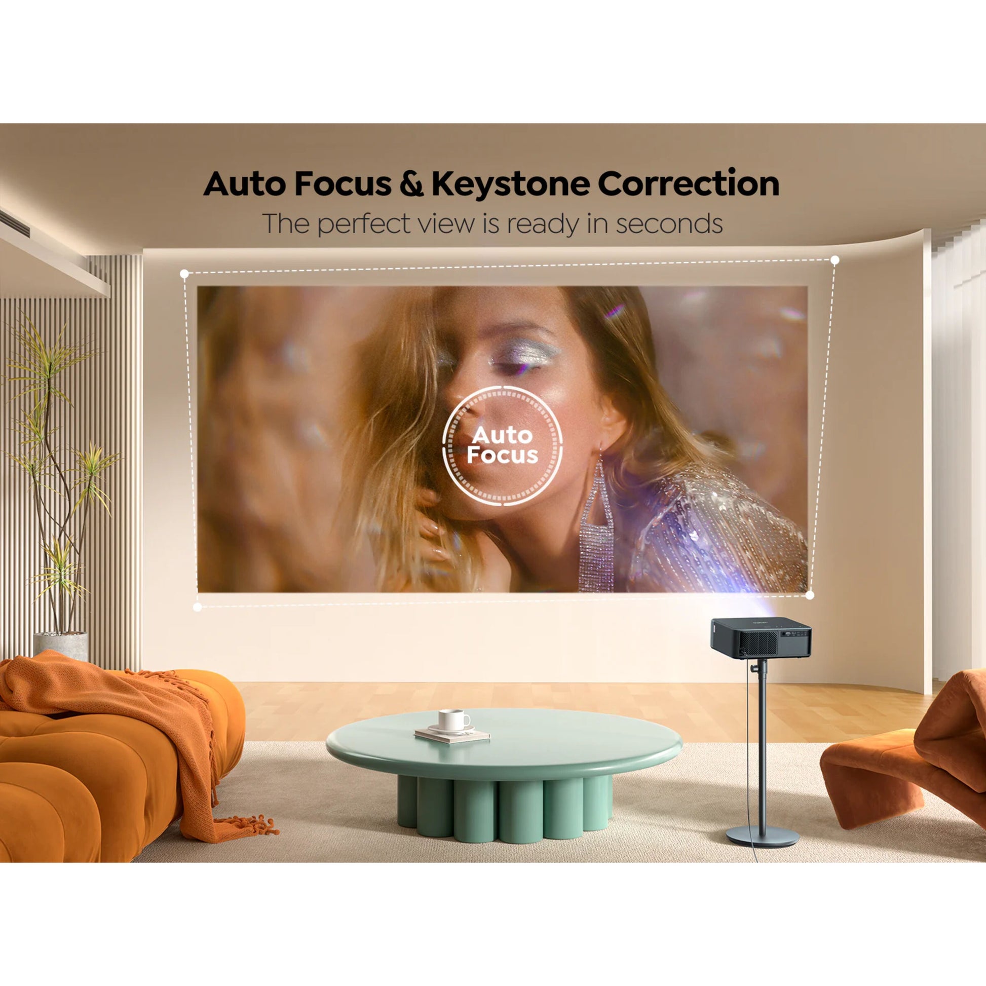 Yaber K2s Premier Theater Full HD-projektor viser billede med tekst Auto Focus  Keystone Correction.