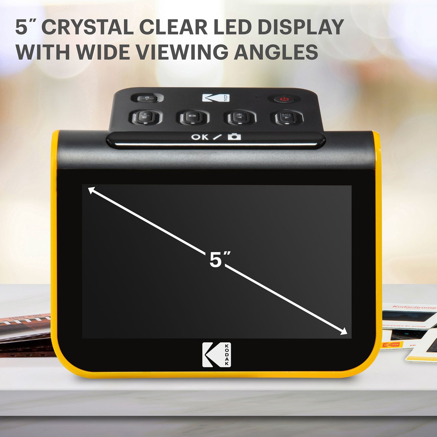 Kodak negativ- og dias-scanner sort/gul med 5" LED-display og topknapper.