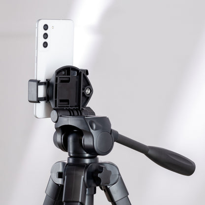 Velbon EX-650 kamerastativ med mobilholder, justerbart håndtag, hvid smartphone monteret.