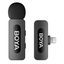 Boya BY-V10 sorte trådløse mikrofoner, én med skumvindhætte, én med Lightning-stik, begge med støjreduktion.