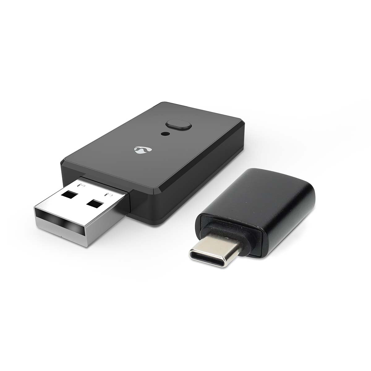 Nedis trådløse CarPlay og Android Auto-adapter med knap og logo ved siden af USB-C adapteren.