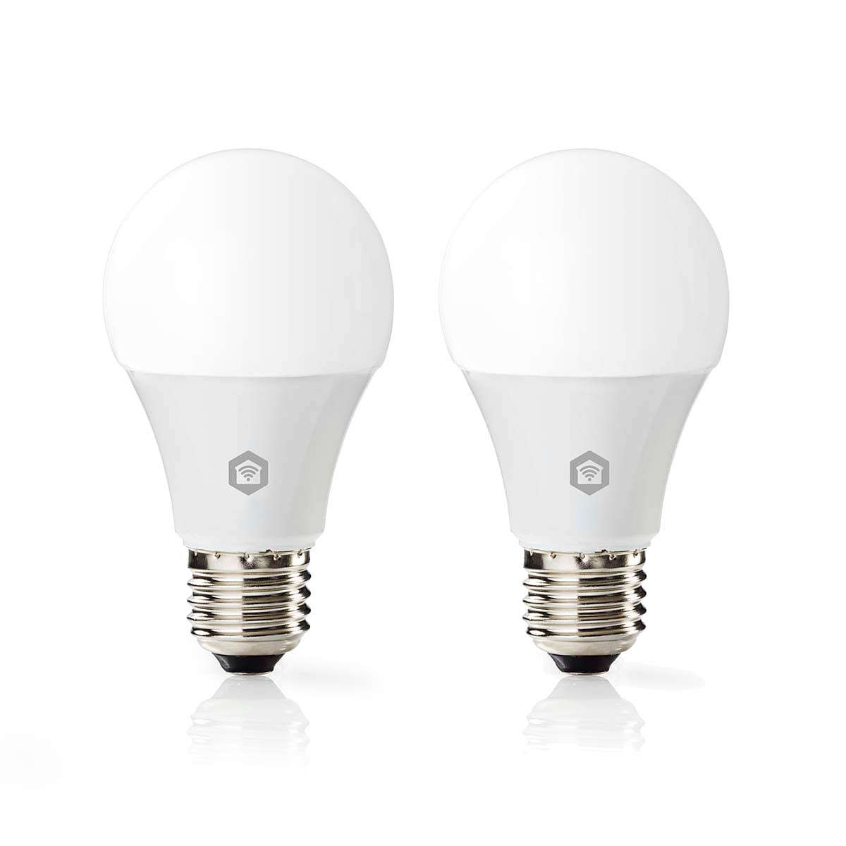 Nedis Wifi E27 LED pærer 806 lm, hvid, 2-pak, metallic sokkel, lille gråt logo på stammen.