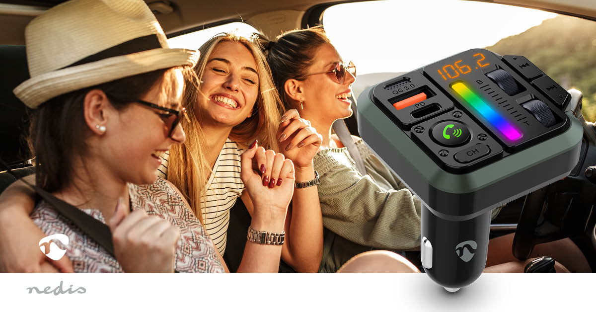 Nedis Bluetooth FM Transmitter og oplader med farvede knapper, 106.2 display og in-car charging, Nedis logo nederst.