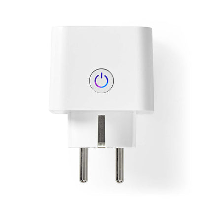 Nedis SmartLife Smart Plug 3-pak, hvid adapter med to runde ben og cirkulær tænd/sluk-knap med blå/lilla LED-ring, energimåling.