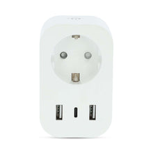 Nedis SmartLife Wi-Fi smart plug hvid med EU-stik, 2x USB-A port og 1x USB-C port.