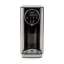 Nedis varmtvandsdispenser 2,7 L med digitalt touch-display og kabinet i rustfrit stål.
