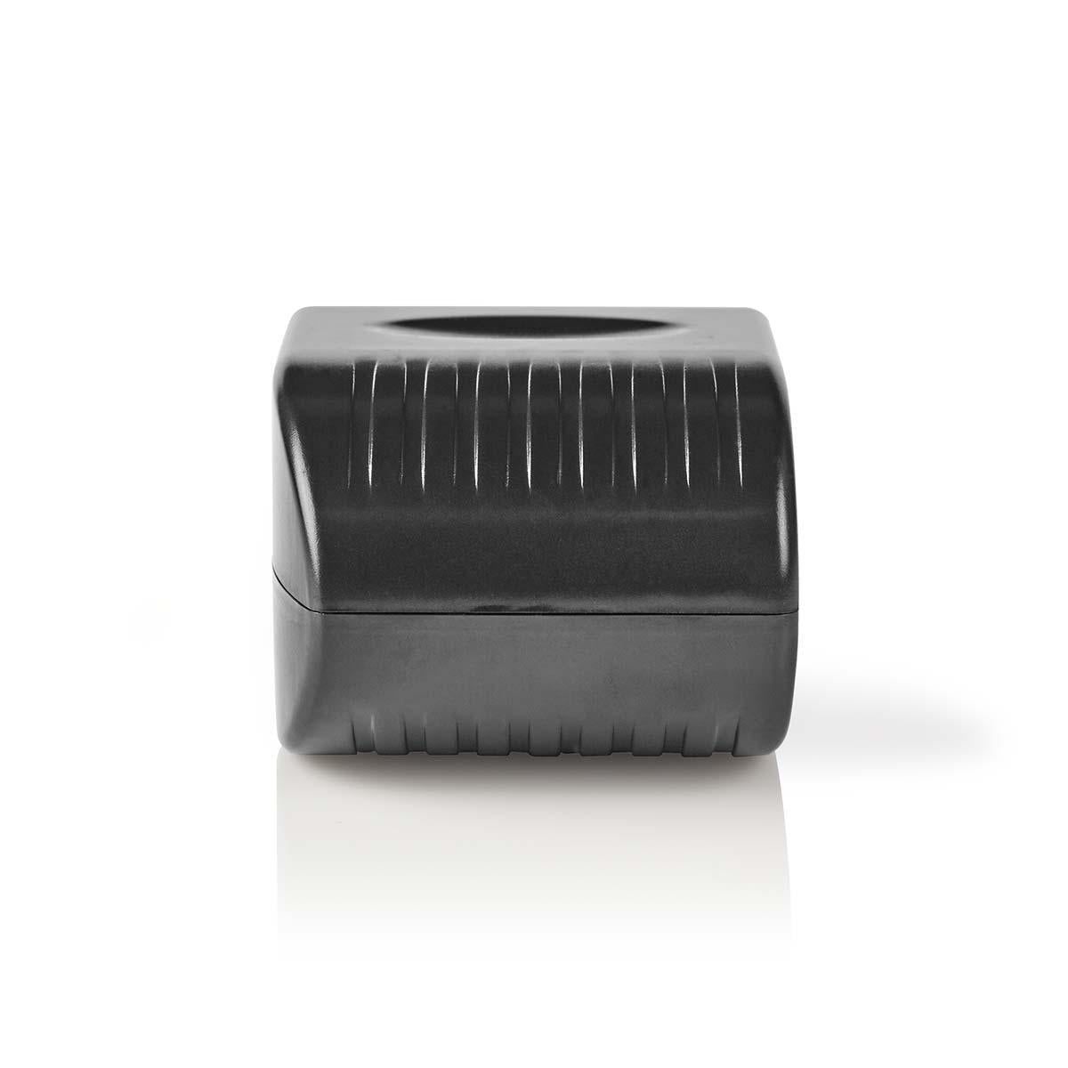 Nedis DC adapter sort rektangulær 220V til 12V med lodrette riller på overfladen til 12V jævnstrømsenheder.
