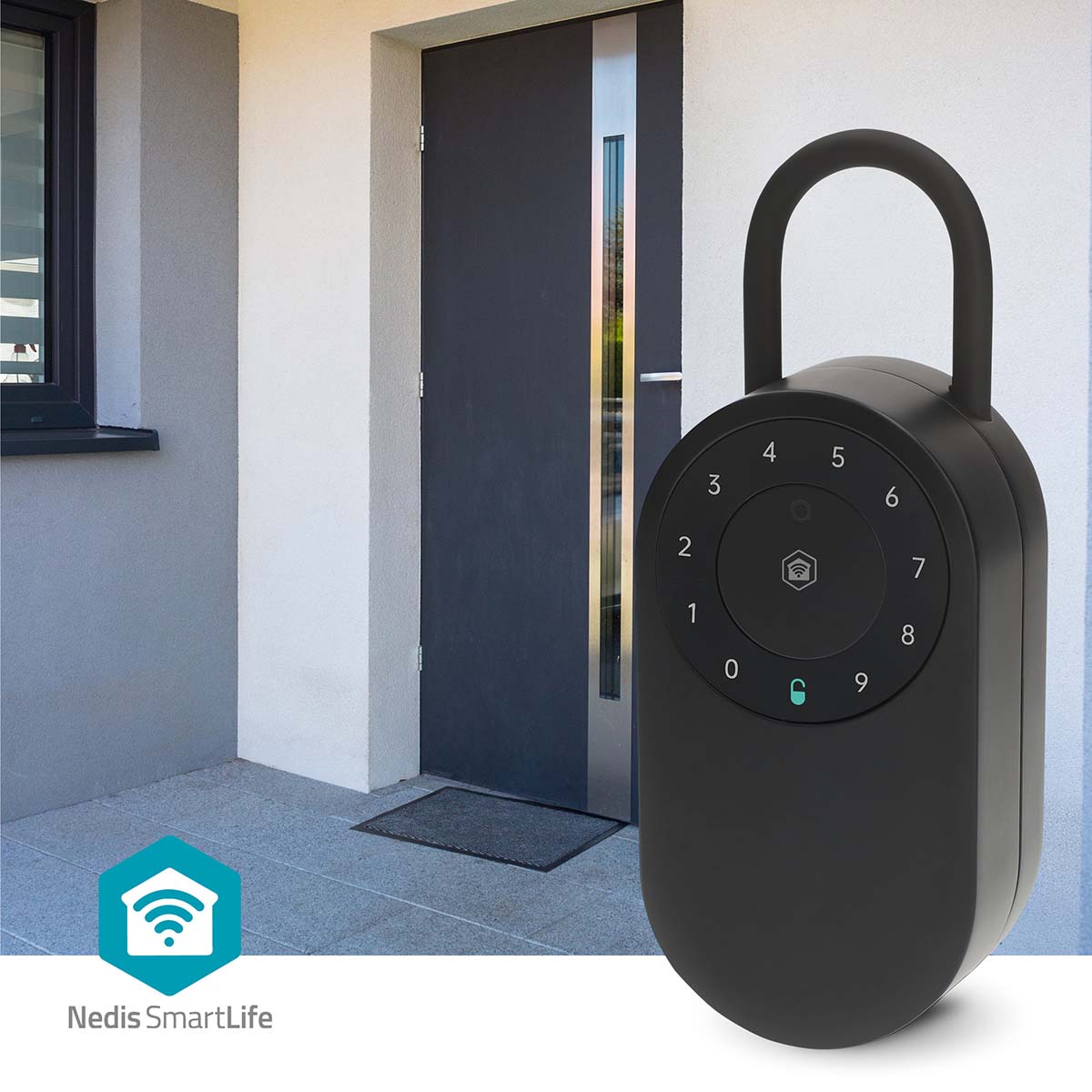 SmartLife Nøgleboks Bluetooth udendørs foran grå hoveddør, sort design, adgangskontrol.
