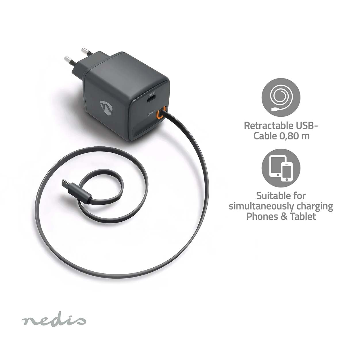 USB-C oplader 30W med 0,75 m hurtigt kabel, oplader telefoner og tablets samtidig, brandlogo nederst til venstre.