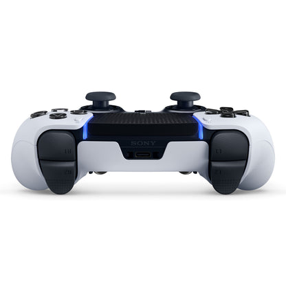 Playstation DualSense Edge-controller hvid/sort, to analoge pinde, L1/L2/R1/R2-triggere, blå LED-bjælke, USB-C-port.
