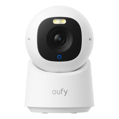 Eufy E30 indendørs 4K trådløst overvågningskamera med 360° panorering, rundt objektiv, blå ringindikator, hvid base.