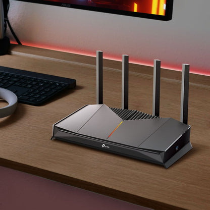 TP-Link Archer GE230 WiFi 7 gamingrouter, fire antenner, blød rød LED-belysning, op til 3600 Mbps.