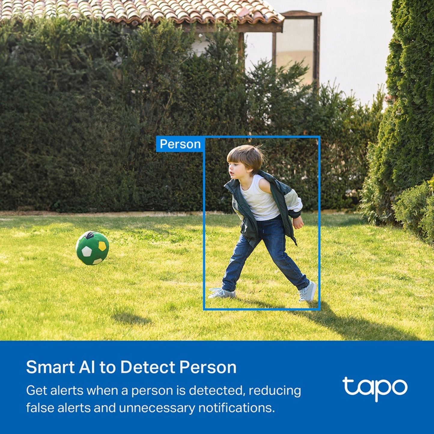 TP-Link Tapo C410 batteridrevet kamera, blå boks markerer persondetektion, tekst: Smart AI til at registrere personer.
