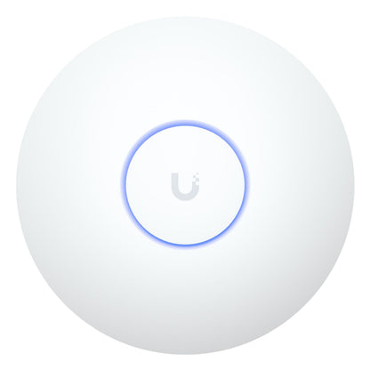 Ubiquiti UniFi U7 langt rækkevidde accesspoint hvid med blå LED-ring og UniFi U-logo, understøtter PoE og WiFi 7.