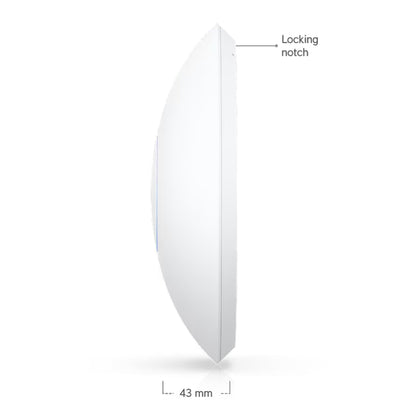 Ubiquiti UniFi U7 Langtræks adgangspunkt, hvid, buet, låsehak øverst, 43 mm bred bund, PoE og WiFi 7.