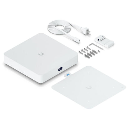 Ubiquiti UniFi Network Videoopptager Instant hvid med strømsymbol, montage, 6 PoE-porte.