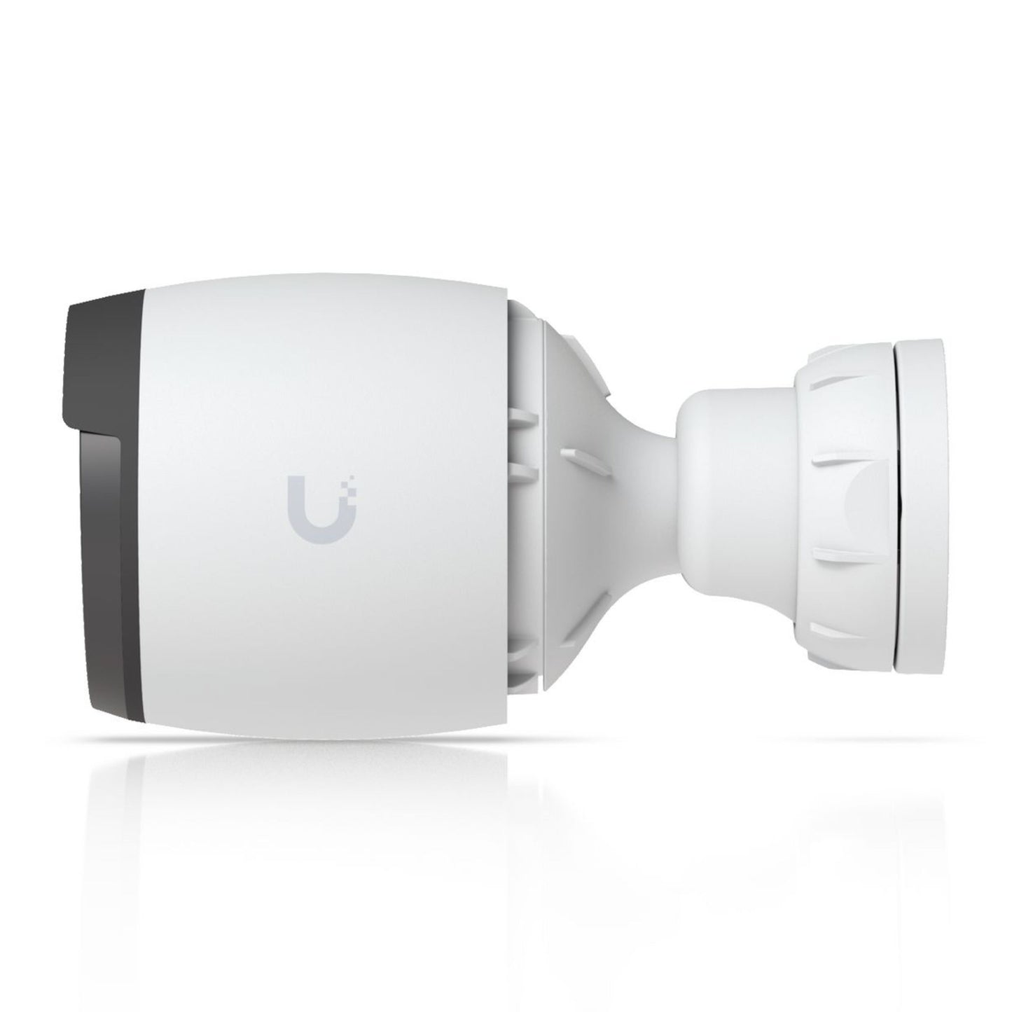 Ubiquiti G6 Bullet 4K PoE overvågningskamera, hvid cylinder med sort front og Ubiquiti-logo på siden.