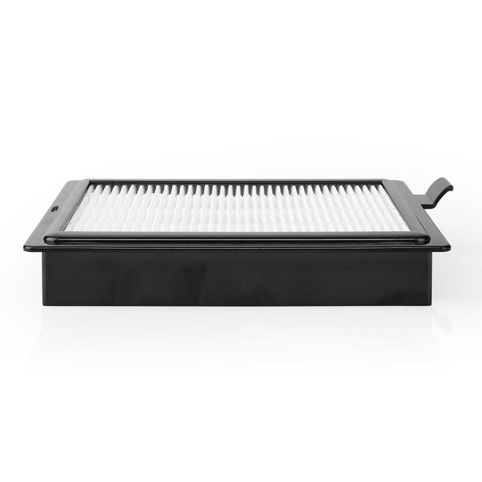 Electrolux HEPA-filter FC8031, sort ramme, plisseret papirelement, lille håndtag i den ene ende, sideview.