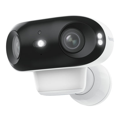 Reolink Argus 4 Pro trådløst 4K overvågningskamera med to linser og LED-lys, monteret på vægbeslag.