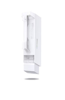 TP-Link CPE210 udendørs access point til mast, rektangulært design med beslag, hvid model til trådløs forbindelse.
