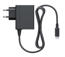 Nintendo USB-C oplader til Switch og Switch Lite, sort, to-benet stik, langt fastmonteret USB-C kabel.