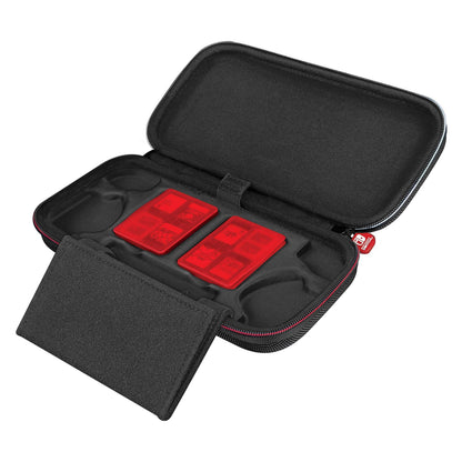 Nintendo Luksus taske til Switch/Switch OLED, sort hard-shell, lynlås, skumindsats med rum og røde SD-kortholdere.