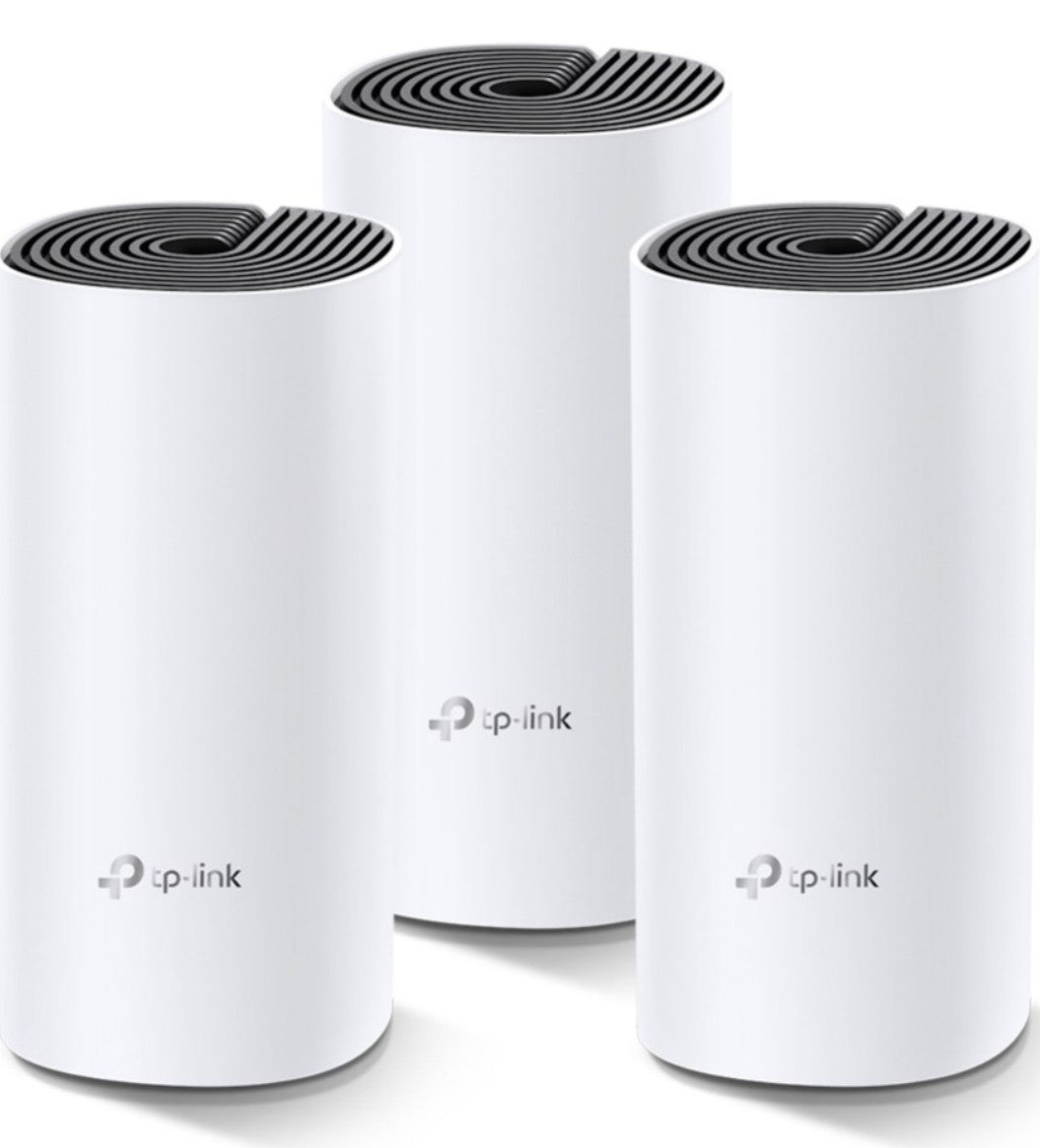 TP-Link Deco M4 Mesh-system AC1200, 3 stk hvide cylindre med sorte ventilationskanaler.