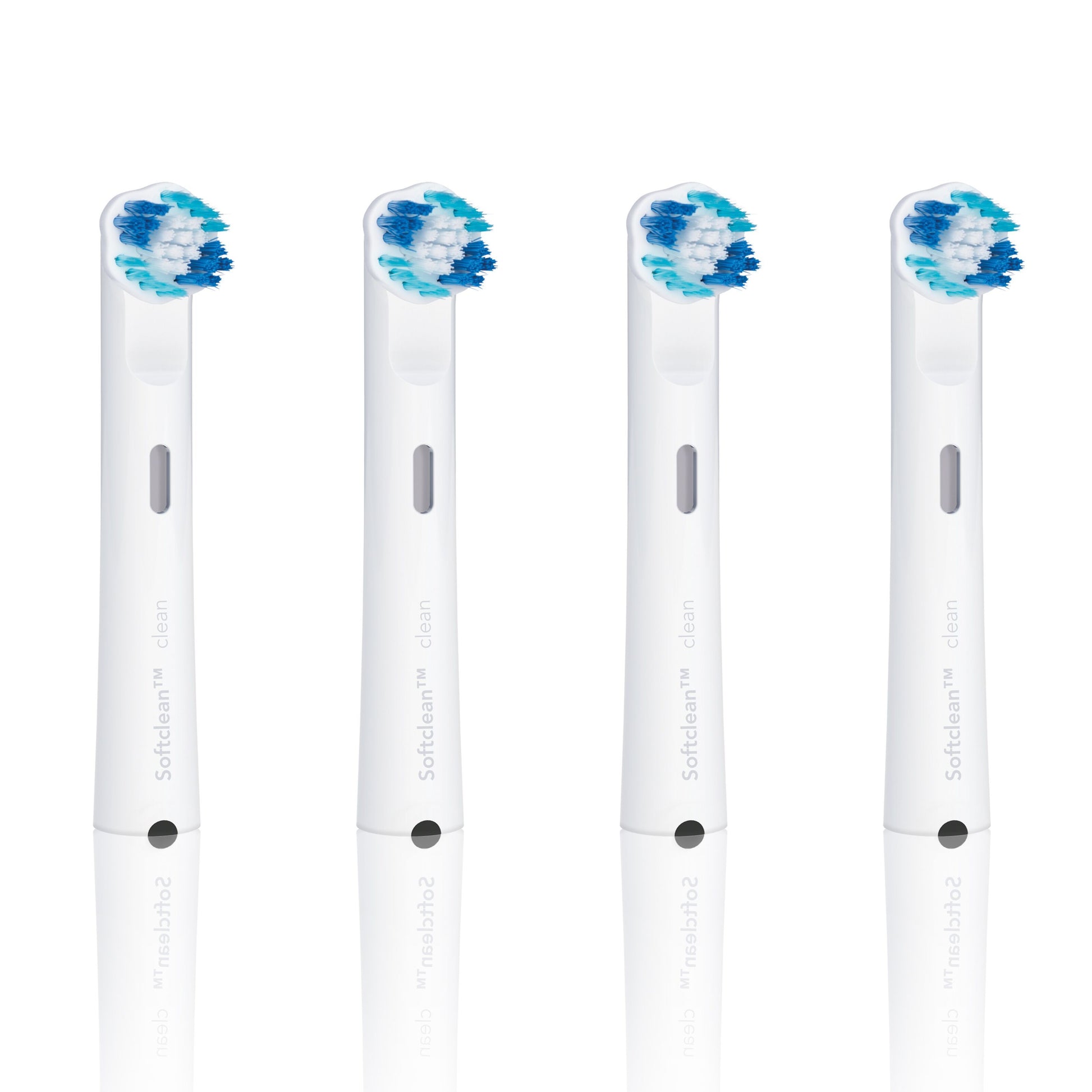Jordan Clean Smile tandbørstehoved 4-pak med blå/hvide børstehår, kompatibel med Oral-B.