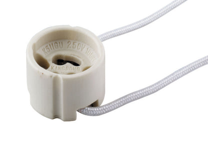 GU10 keramisk pæreholder med elektriske ledninger, mærket K5/16GU 2.5KV 100W.