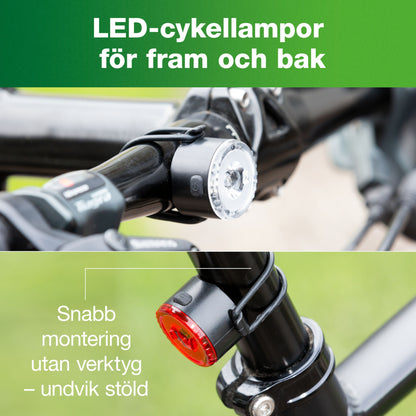 Ledsavers Cykellygter monteret på cykelstyr og sadelpind, LED for- og baglygte, svensk tekst om nem montering uden værktøj.