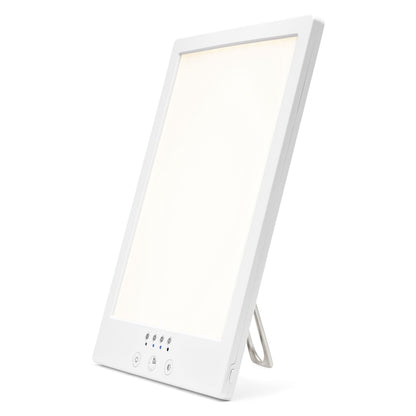 Rubicson Terapilampe 12.000 lux LED, rektangulær, UV-fri lys, kontrolknapper foran nederst, skråtstående fod.