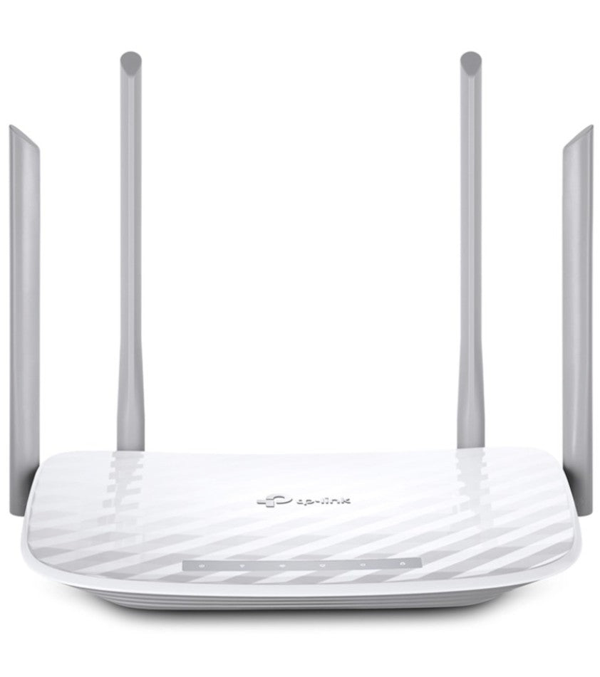 TP-Link Archer C50 AC1200 hvid dual-band router med fire oprejste antenner og front indikatorlys.