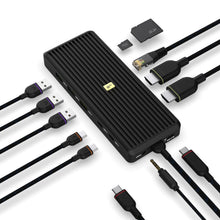 USB-C-hub 12 porte 8K, sort rillet, USB-A, USB-C, HDMI (dobbelt), Ethernet, lydstik og SD kortslot.
