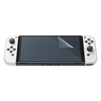 Nintendo Switch/Switch OLED taske med hvid controller og beskyttelsesfilm delvist fjernet for synlig skærm.