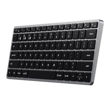 Satechi Slim X1 trådløst tastatur, sort, kompakt QWERTY-layout, chiclet-taster, macOS command- og option-taster.