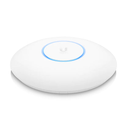 Ubiquiti Unifi 6 Pro AX5300 WiFi 6 access point, rund og hvid med blå LED-ring og diskret logo.