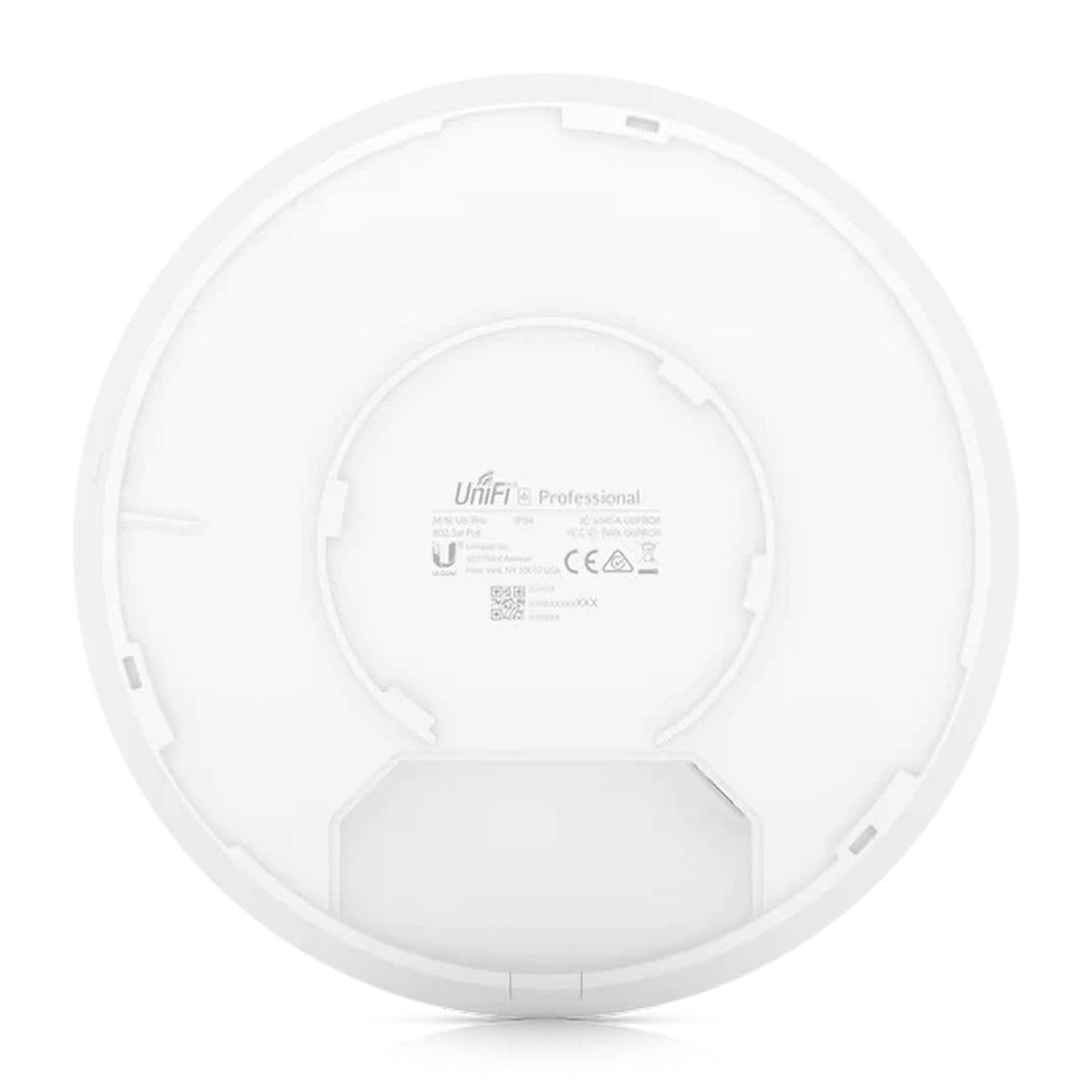 Ubiquiti UniFi 6 Pro AX5300 adgangspunkt, hvid, rund, bagside med brandlabel, produktinfo og certifikationssymboler.
