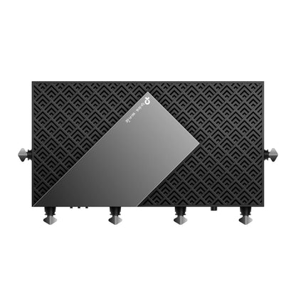 TP-Link Archer AXE75 sort tri-band WiFi 6E router med geometrisk mønster og sølvfarvet accentpanel.