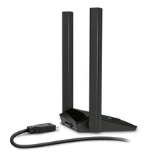 TP-Link Archer TX20U Plus AX1800 sort WiFi USB netværkskort med to lodrette antenner, fod og USB-kabel.