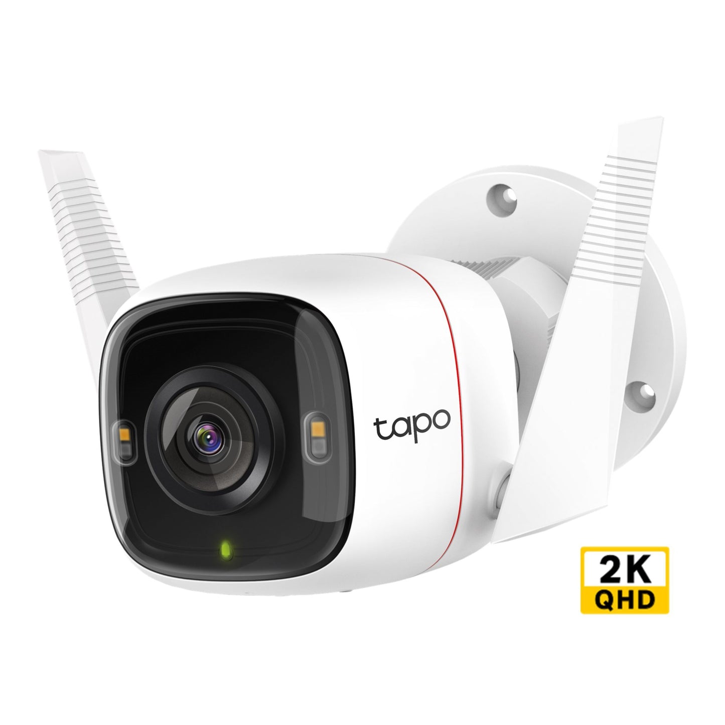 TP-Link Tapo C320WS trådløst overvågningskamera, 2K QHD, to antenner, monteret på væg, synlig linse, 2K QHD-mærke.