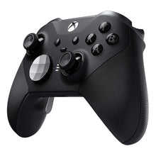 Xbox Elite Series 2 trådløs controller sort med teksturerede greb, to analoge pinde, D-pad og A/B/X/Y knapper, let vinklet.