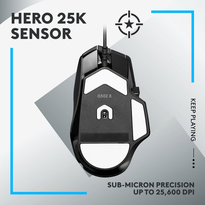 Logitech G502 X gamingmus sort, underside med HERO 25K sensor og op til 25.600 DPI, tekst "HERO 25K Sensor" vises.