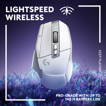 Logitech G502 X Lightspeed trådløs gamingmus hvid, tekst: LIGHTSPEED WIRELESS, PRO-GRADE 140H BATTERY LIFE, lilla baggrund.